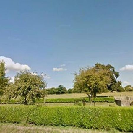Gite Spacieux Et Chaleureux Sainte-Mère-Église 外观 照片